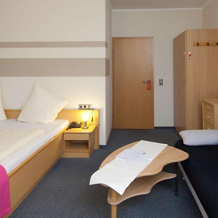 Hotel Garni Am Goetheplatz Bad Münster am Stein-Ebernburg Szoba fotó