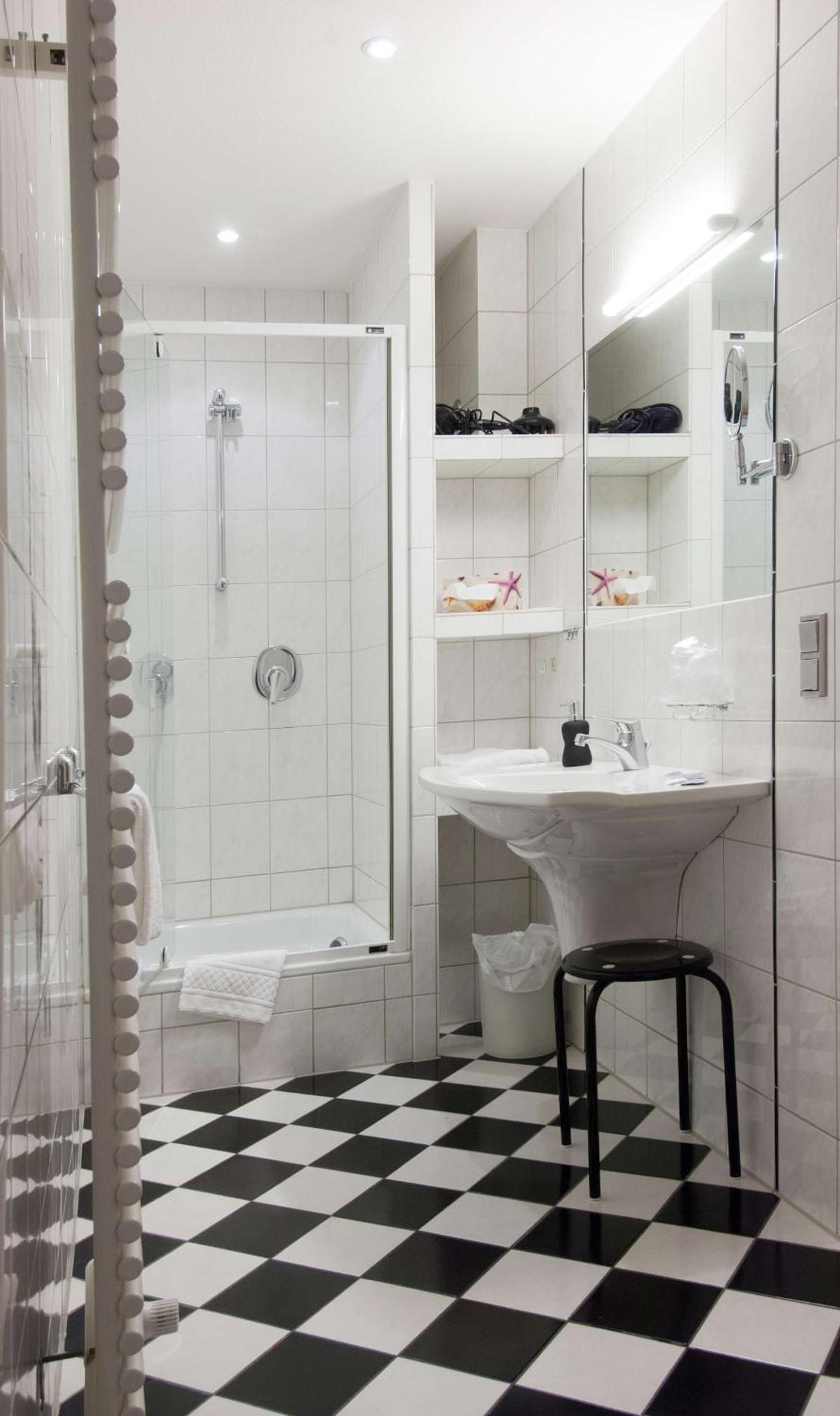 Hotel Garni Am Goetheplatz Bad Münster am Stein-Ebernburg Szoba fotó