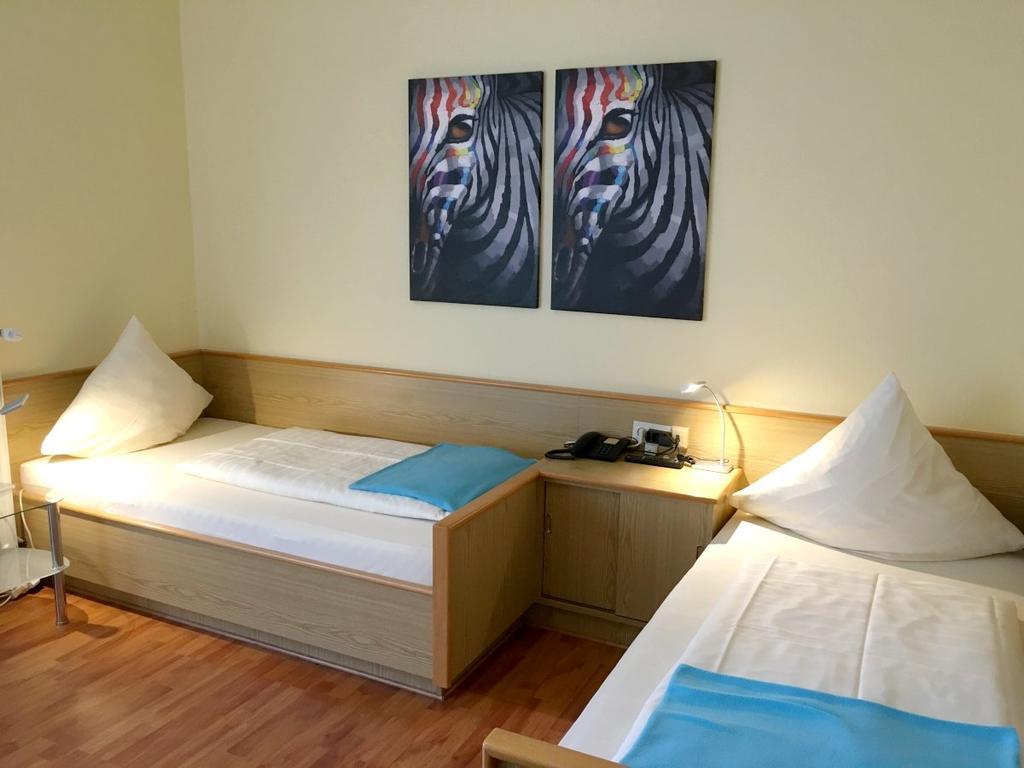 Hotel Garni Am Goetheplatz Bad Münster am Stein-Ebernburg Kültér fotó