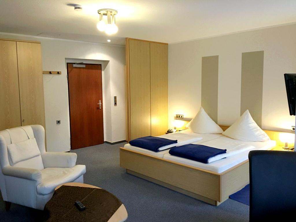 Hotel Garni Am Goetheplatz Bad Münster am Stein-Ebernburg Kültér fotó