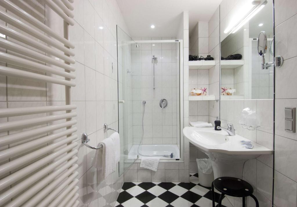 Hotel Garni Am Goetheplatz Bad Münster am Stein-Ebernburg Szoba fotó